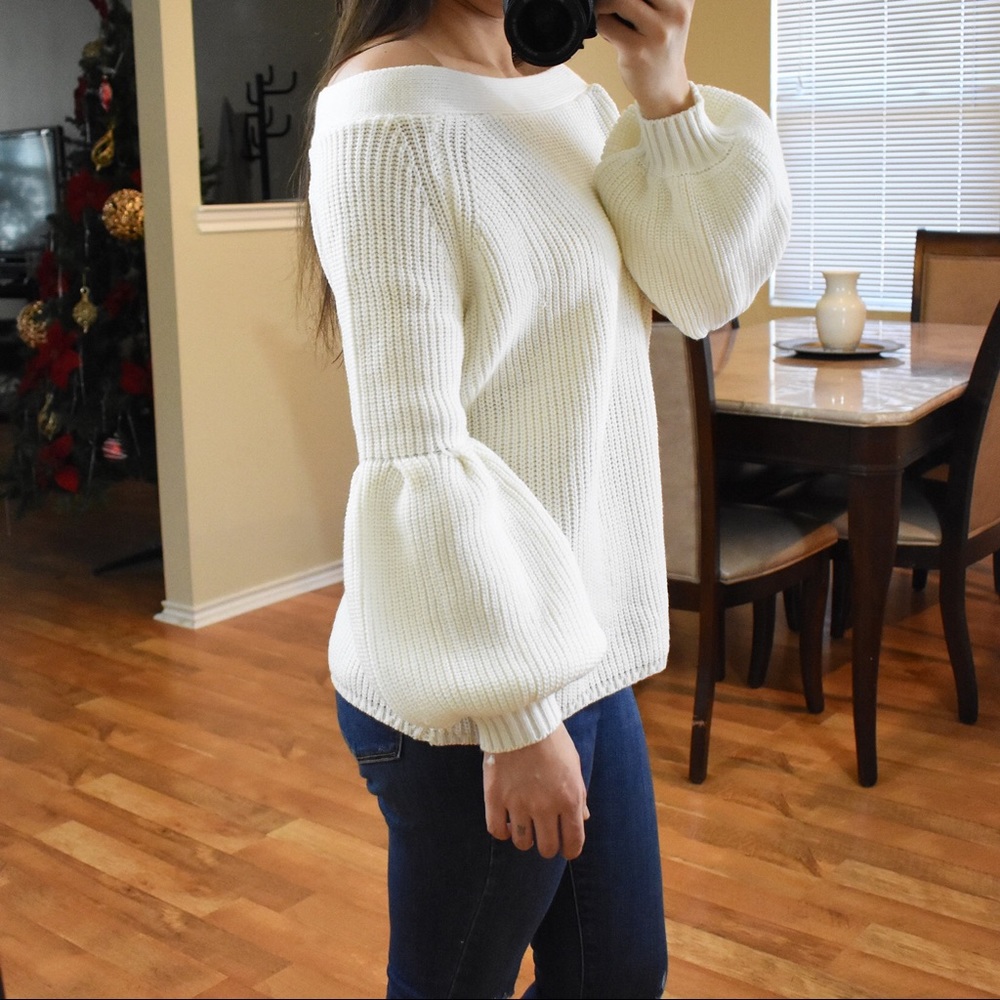 🏷 SALE - Off The Shoulder Ivory White Sweater - Picture 4 of 5